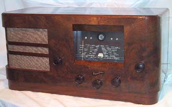 Modell 386, ein 9 Rhren Radio
